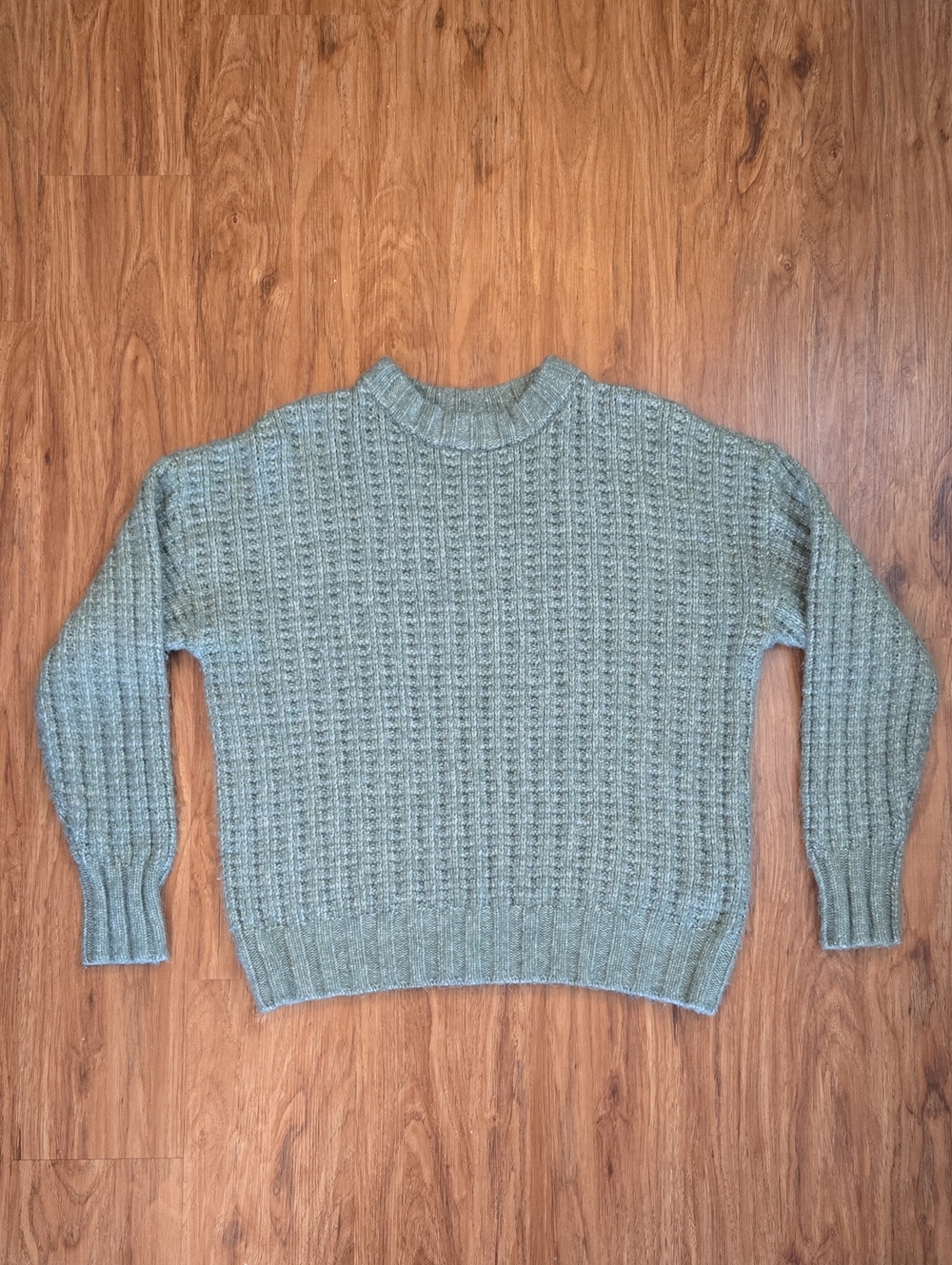 American Eagle Ribbed Crew Neck Sweater